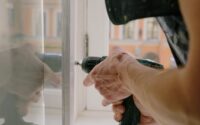 découvrez notre article sur 'attachment', une exploration approfondie des différentes formes d'attachement et de leur impact sur nos relations personnelles et professionnelles. apprenez comment développer des liens plus sains et enrichissants.