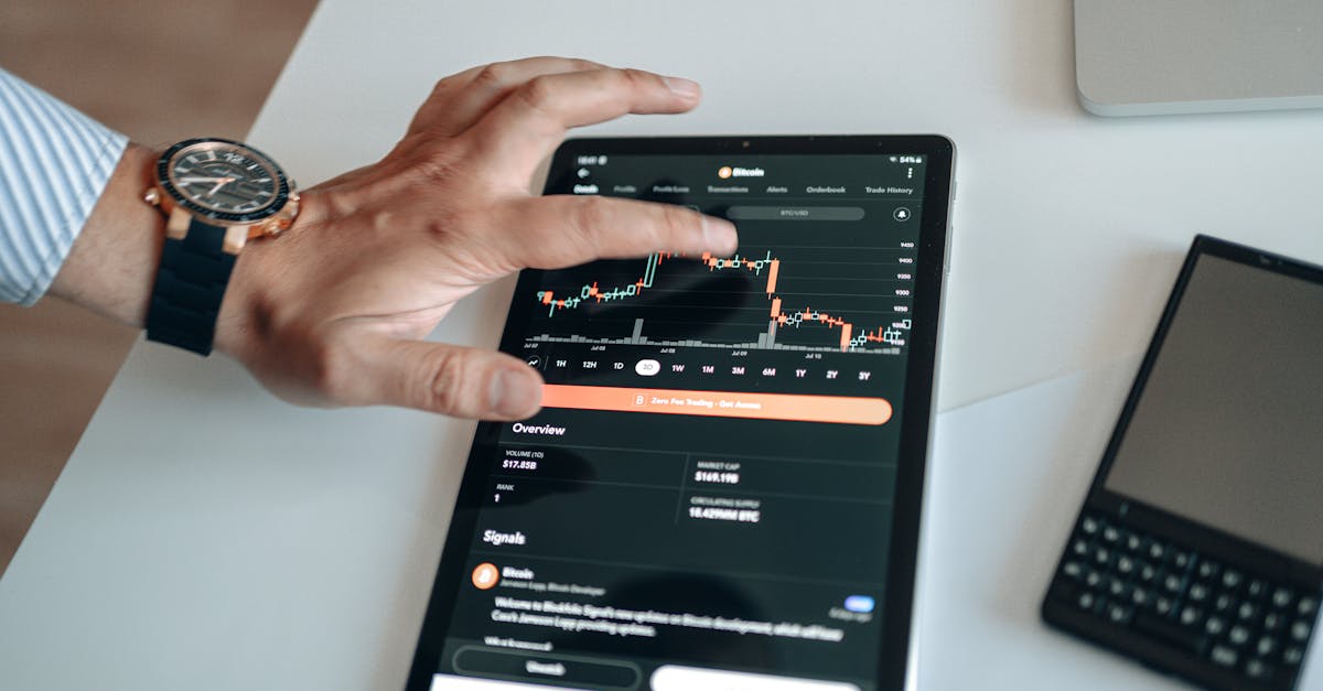 découvrez tout sur les signaux : définition, types, importance et applications dans divers domaines. explorez comment les signaux jouent un rôle crucial dans la communication et la technologie moderne.