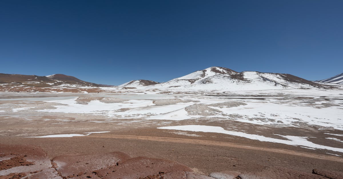 découvrez l'art du silence, un espace de calme et de réflexion qui favorise la méditation, la créativité et le bien-être. apprenez à apprécier les moments de tranquillité pour retrouver votre sérénité intérieure.