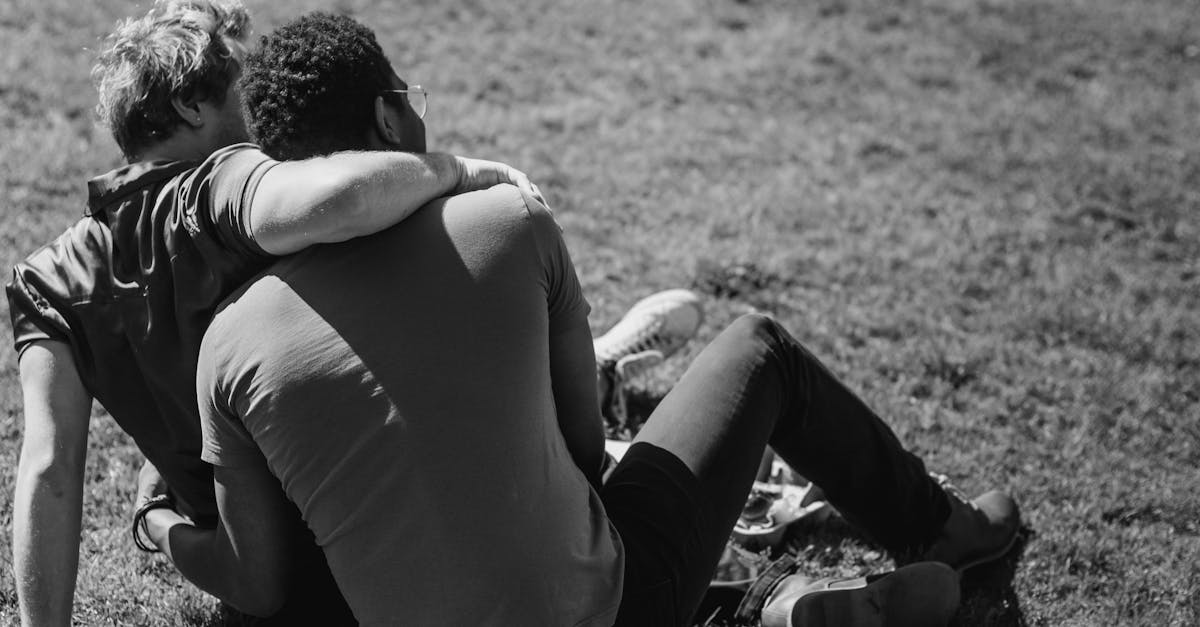 découvrez tout ce qu'il faut savoir sur les casual relationships : définition, avantages, inconvénients et conseils pour vivre une relation sans engagement en toute sérénité.