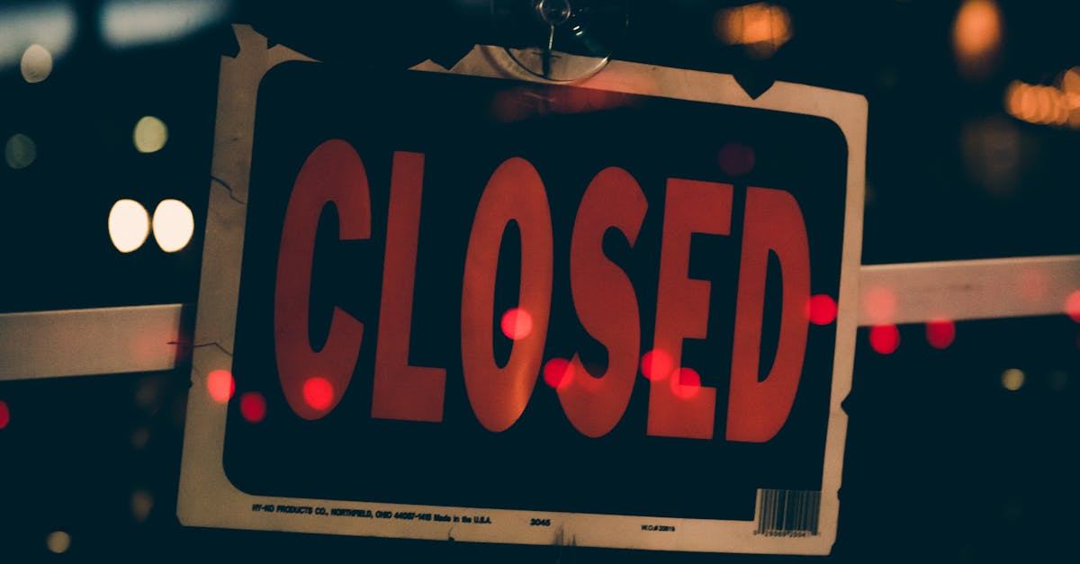 découvrez la signification et les usages du terme 'closure' en programmation : définitions, exemples concrets et avantages pour écrire un code plus efficace et maintenable.
