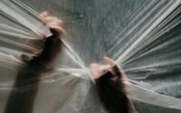 découvrez le fascinant monde des manipulateurs. explorez les différentes techniques utilisées pour influencer et contrôler les comportements. apprenez à reconnaître les signaux de manipulation et à vous protéger contre ces tactiques psychologiques.