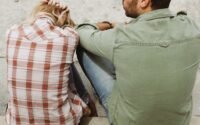 découvrez tout ce qu'il faut savoir sur la relationship : conseils, astuces et stratégies pour construire des liens solides, saines et durables. améliorez votre vie amoureuse grâce à des recommandations d'experts.
