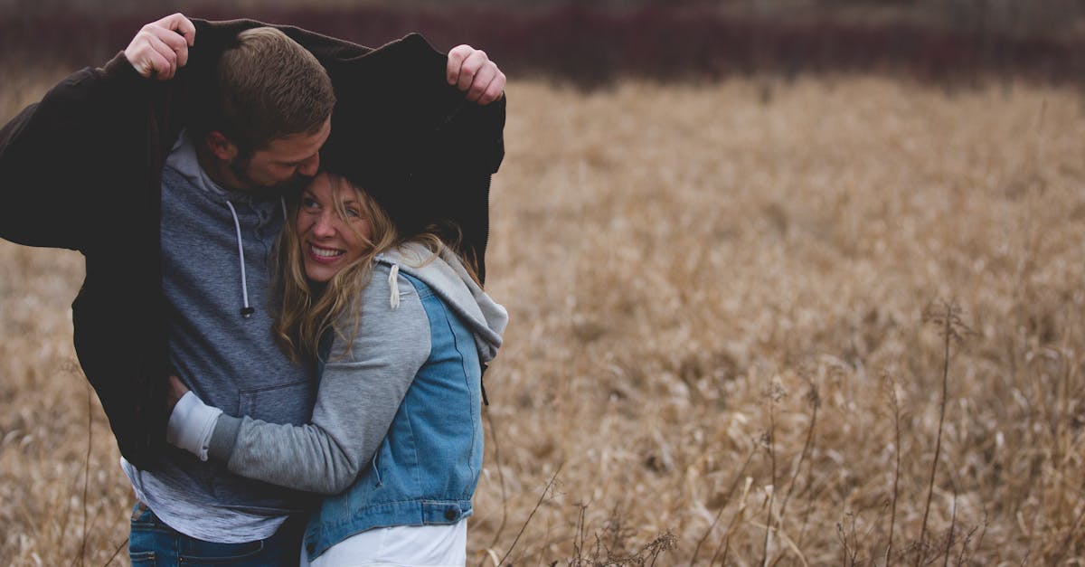 découvrez l'essentiel sur les relations amoureuses, amicales ou familiales : conseils, astuces et ressources pour construire et entretenir des liens solides et harmonieux au quotidien.