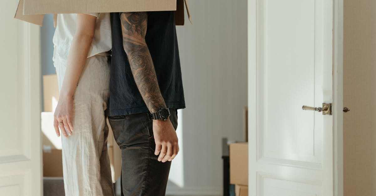 découvrez tout sur la cohabitation : fonctionnement, avantages, conseils pratiques et solutions pour une vie partagée harmonieuse sous le même toit.
