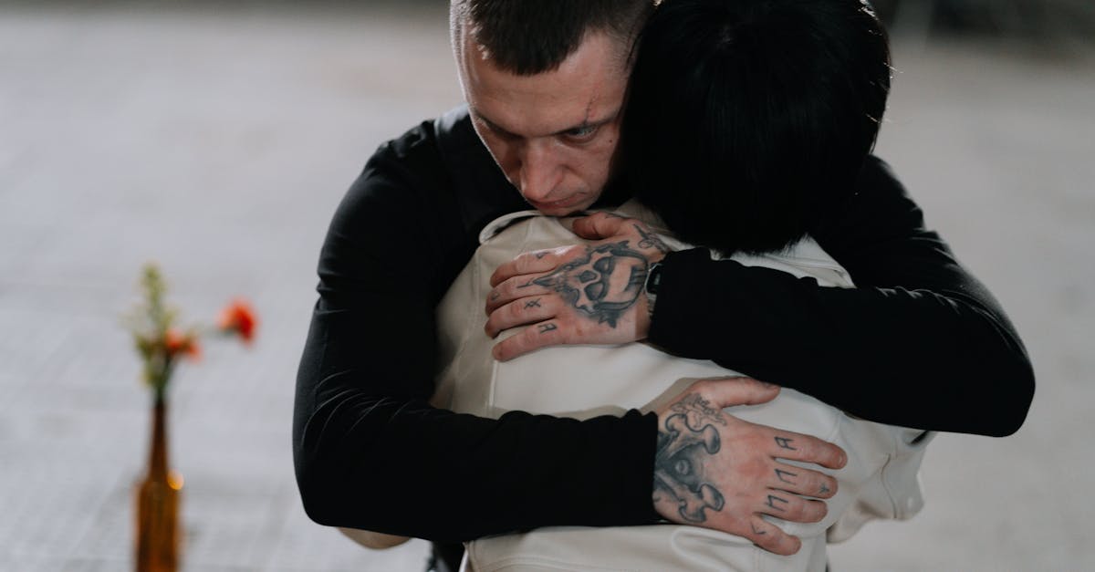 découvrez le processus de réconciliation, ses enjeux et ses bénéfices, pour favoriser le dialogue, la paix et une meilleure compréhension entre individus ou groupes en conflit.