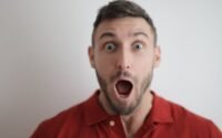 découvrez l'art de la surprise : conseils, idées originales et astuces pour étonner vos proches en toutes occasions et rendre chaque moment inoubliable.
