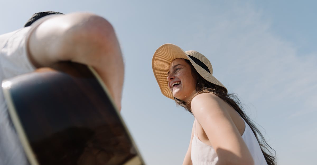 découvrez des conseils et exemples pour rédiger une description de profil de rencontre captivante, authentique et efficace, afin d'attirer l'attention et faire de belles rencontres en ligne.