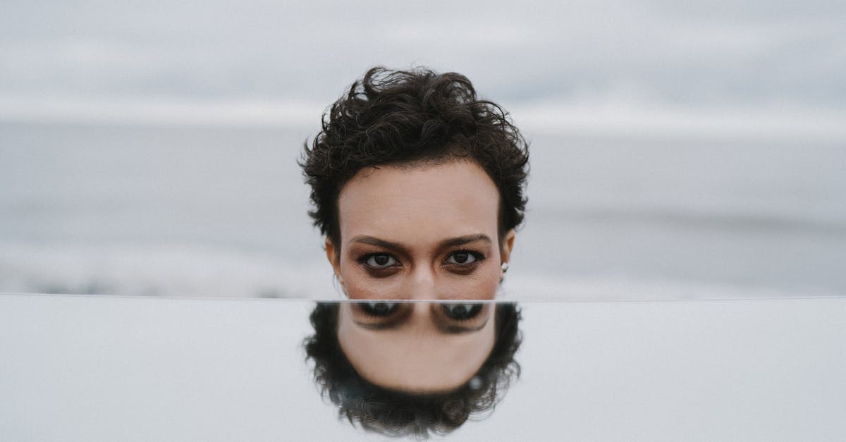 découvrez les différentes facettes de la réconciliation, son importance dans la résolution des conflits et comment elle favorise une harmonie durable entre les individus et les groupes.